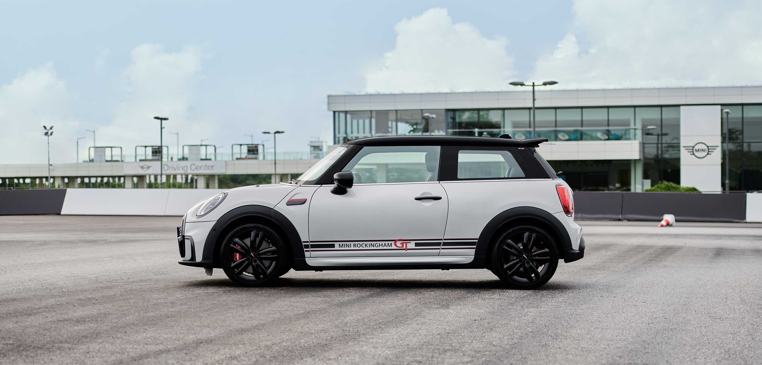 MINI ROCKINGHAM GT EDITION.